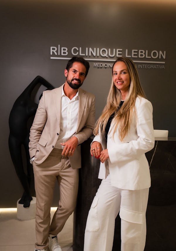 Dr. Ronaldo Borges e Bárbara Mello